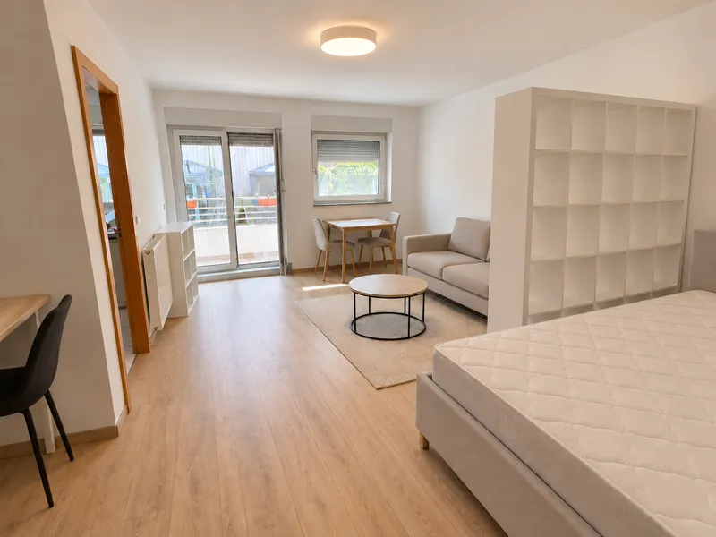 Möblierte 1-Zimmer-Wohnung mit Balkon - ruhig und zentral in Berlin-Mitte — photo 1
